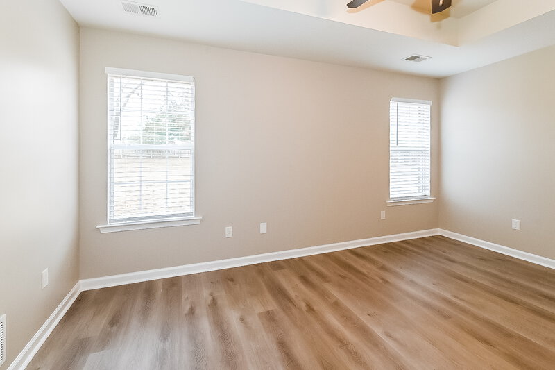 2,265/Mo, 663 Buttermilk Dr Nesbit, MS 38651 Main Bedroom View