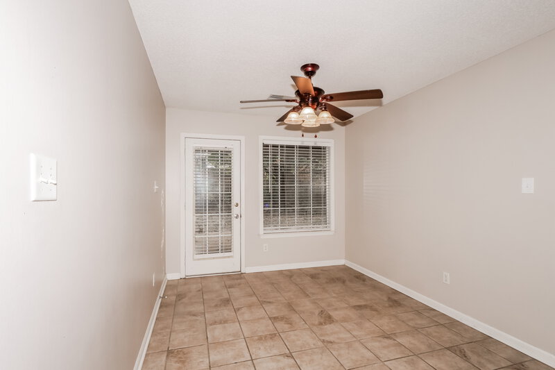 1,640/Mo, 10255 Green Moss Dr S Cordova, TN 38018 Family Room View