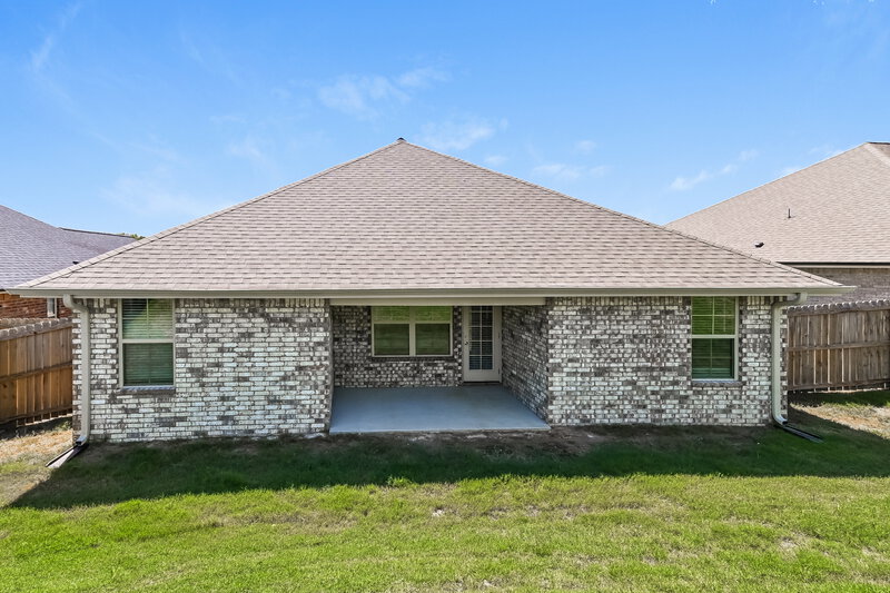 1,935/Mo, 3420 Cable Ln Southaven, MS 38672 Rear View