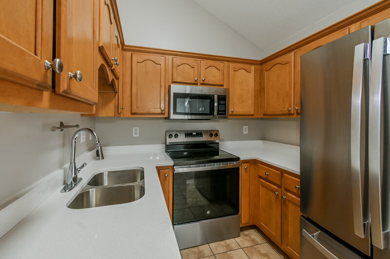 1,615/Mo, 2835 Misty Briar Cv ARLINGTON, TN 38002 Kitchen View