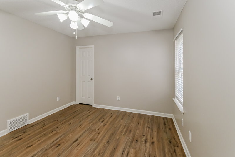 1,615/Mo, 2835 Misty Briar Cv ARLINGTON, TN 38002 Main Bedroom View