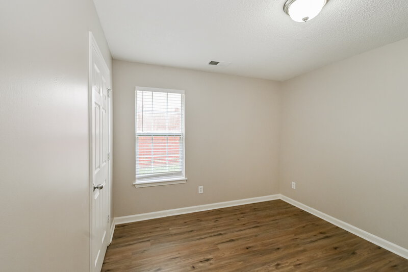 1,615/Mo, 2835 Misty Briar Cv ARLINGTON, TN 38002 Bedroom View 3