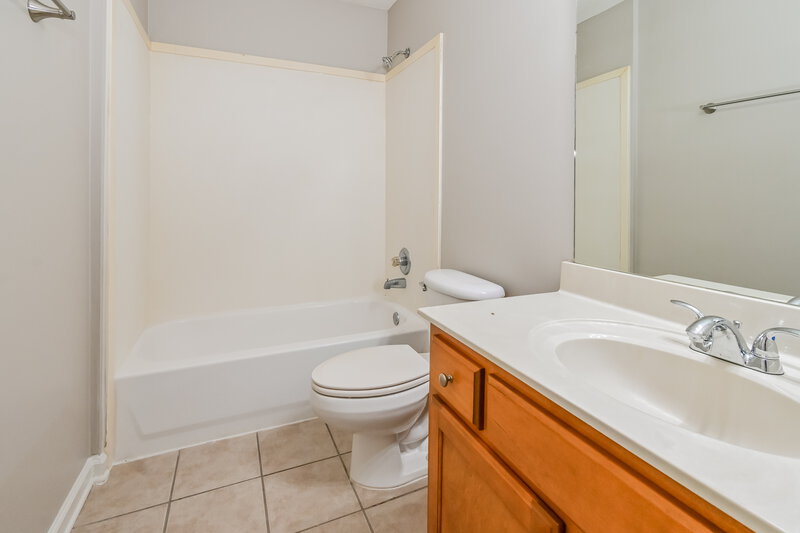 1,615/Mo, 2835 Misty Briar Cv ARLINGTON, TN 38002 Bathroom View