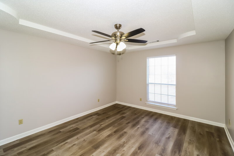 1,675/Mo, 25 Oakleaf Cv Oakland, TN 38060 Main Bedroom View 2