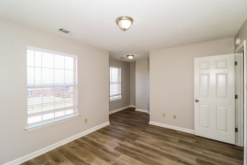 1,675/Mo, 25 Oakleaf Cv Oakland, TN 38060 Bedroom View