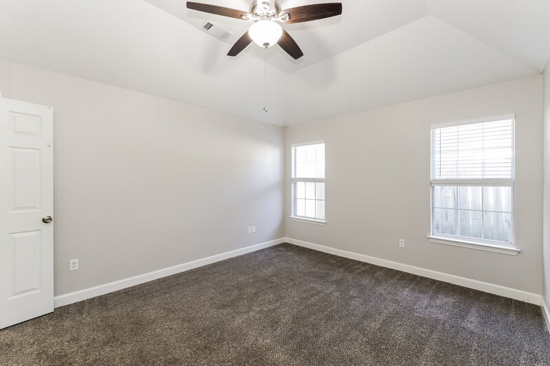 1,645/Mo, 5975 Cottage Hill Dr Millington, TN 38053 Main Bedroom View 2