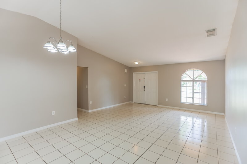 3,175/Mo, 15383 SW 178th St Miami, FL 33187 Dining Room View