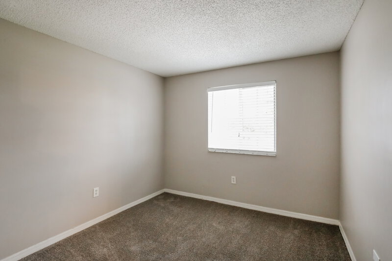 2,660/Mo, 17938 SW 154th Ct Miami, FL 33187 Bedroom View