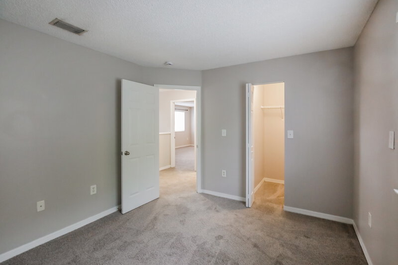 2,660/Mo, 17938 SW 154th Ct Miami, FL 33187 Bedroom View 2