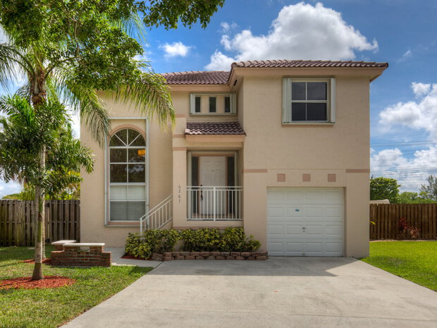 3,390/Mo, 6767 Saltaire Ter Margate, FL 33063