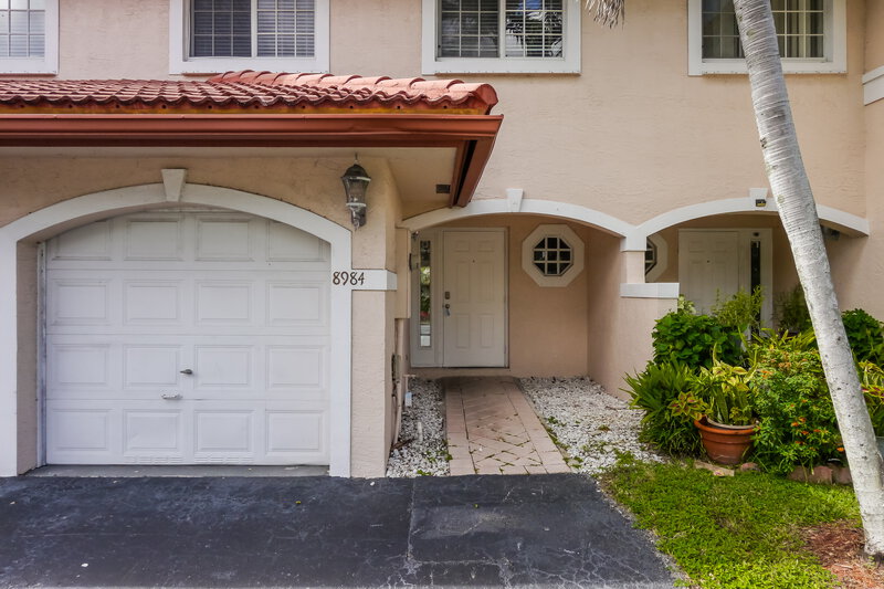 2,430/Mo, 8984 NW 38th Dr Coral Springs, FL 33065 Front View