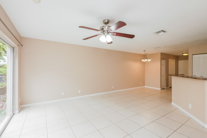 2,430/Mo, 8984 NW 38th Dr Coral Springs, FL 33065 Living Room View 2