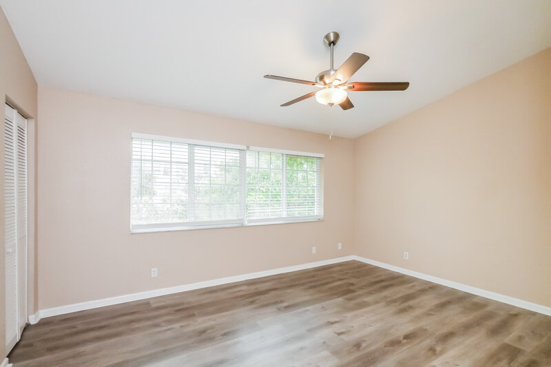 2,430/Mo, 8984 NW 38th Dr Coral Springs, FL 33065 Main Bedroom View