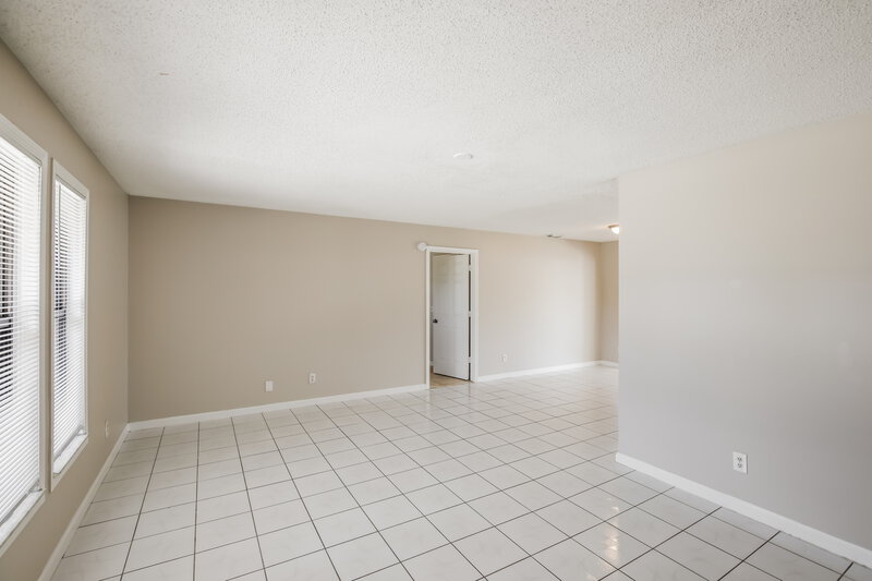 3,085/Mo, 254 Ponce de Leon St Royal Palm Beach, FL 33411 Living Room View