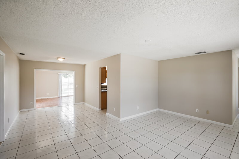 3,085/Mo, 254 Ponce de Leon St Royal Palm Beach, FL 33411 Living Room View 2