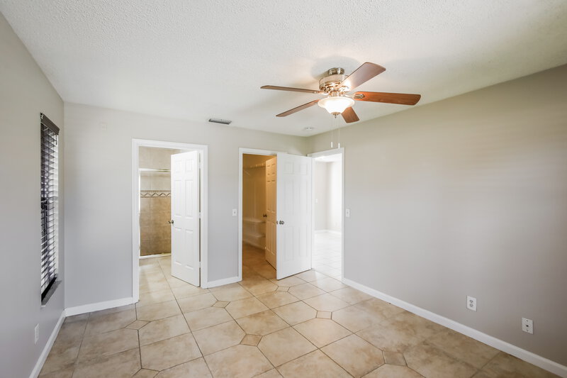 3,085/Mo, 254 Ponce de Leon St Royal Palm Beach, FL 33411 Main Bedroom View 2