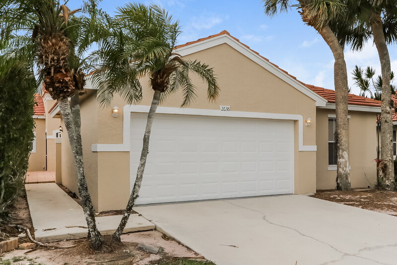2,765/Mo, 2638 Country Golf Dr Wellington, FL 33414 Front View