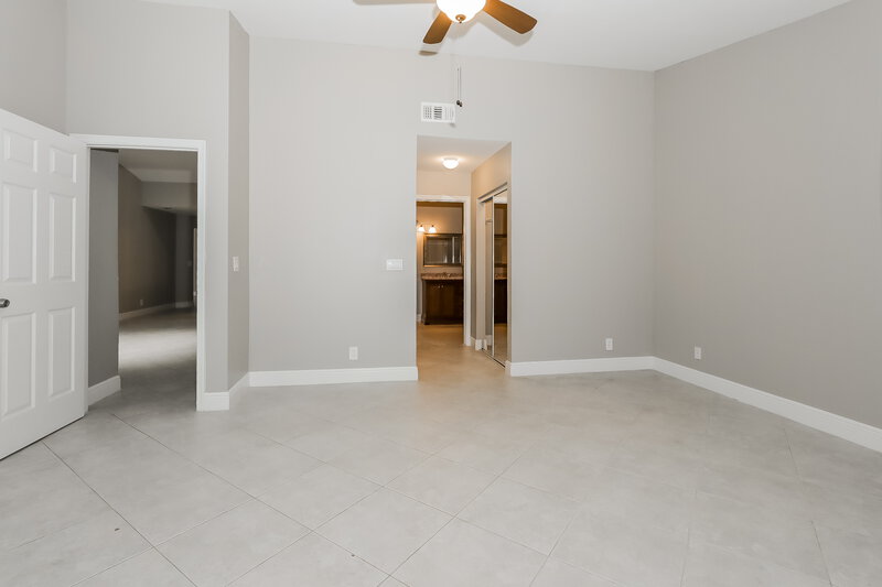 2,765/Mo, 2638 Country Golf Dr Wellington, FL 33414 Main Bedroom View 2