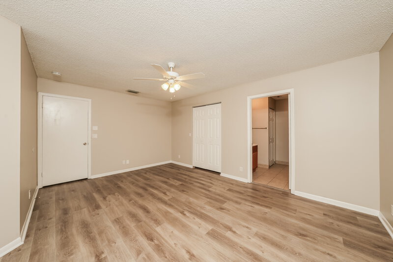2,800/Mo, 1725 Shoreside Cir Wellington, FL 33414 Main Bedroom View