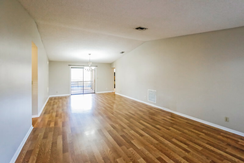 4,780/Mo, 7686 NW 21st Ct Margate, FL 33063 Living Room View