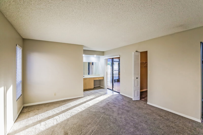 4,780/Mo, 7686 NW 21st Ct Margate, FL 33063 Main Bedroom View 2