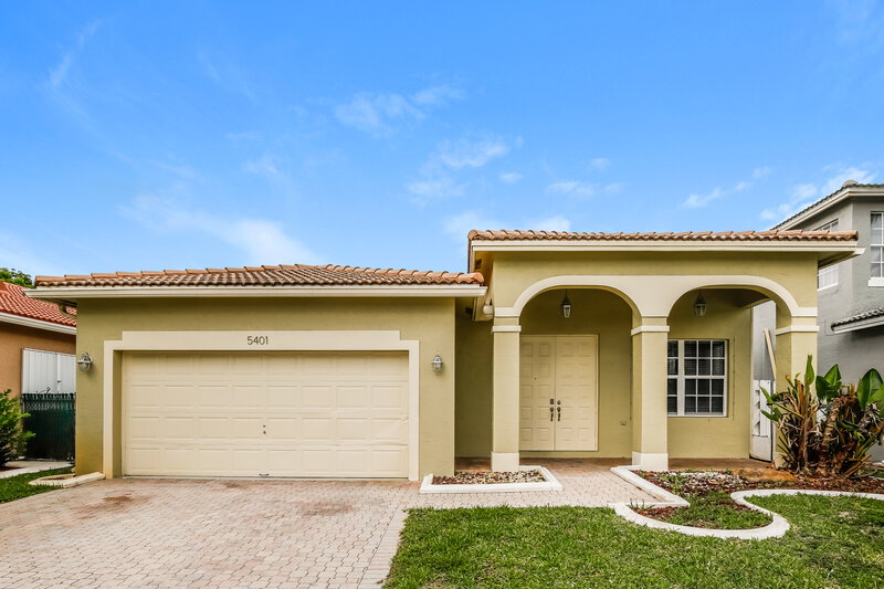 3,665/Mo, 5401 SW 132nd Ter Miramar, FL 33027 External View