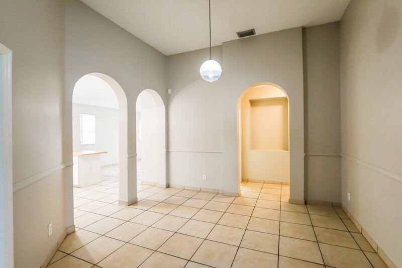 3,665/Mo, 5401 SW 132nd Ter Miramar, FL 33027 Dining Room View