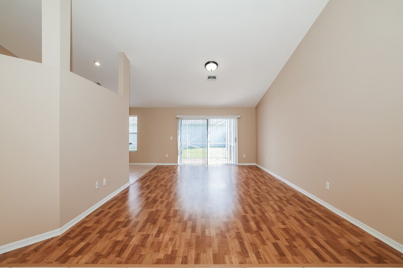 2,750/Mo, 12910 Upper Cove Dr Wellington, FL 33414 Living Room View 2