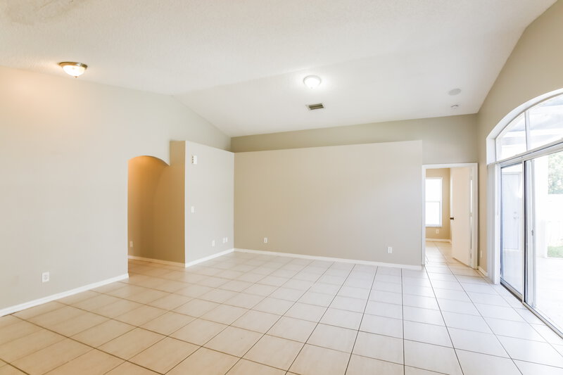 0/Mo, 7273 Burgess Dr Lake Worth, FL 33467 Dining Room View