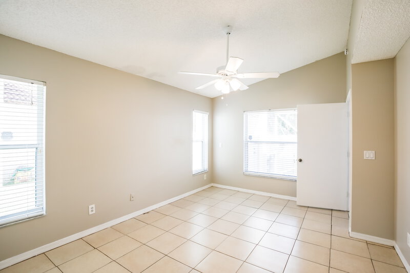 0/Mo, 7273 Burgess Dr Lake Worth, FL 33467 Main Bedroom View 2