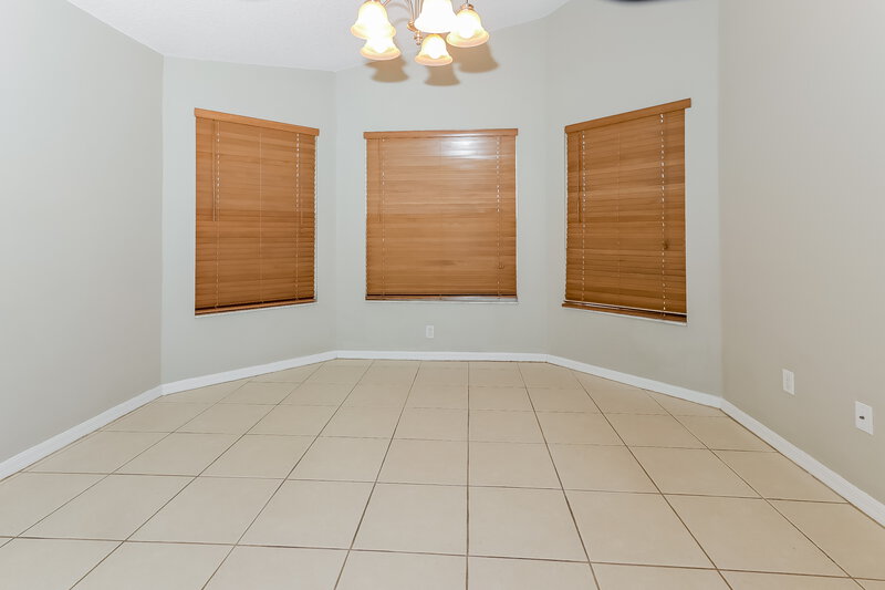 3,300/Mo, 12996 Meadowbreeze Dr Wellington, FL 33414 Dining Room View 2