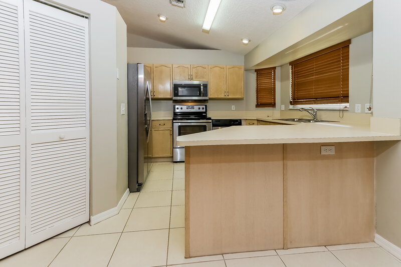 3,300/Mo, 12996 Meadowbreeze Dr Wellington, FL 33414 Kitchen View