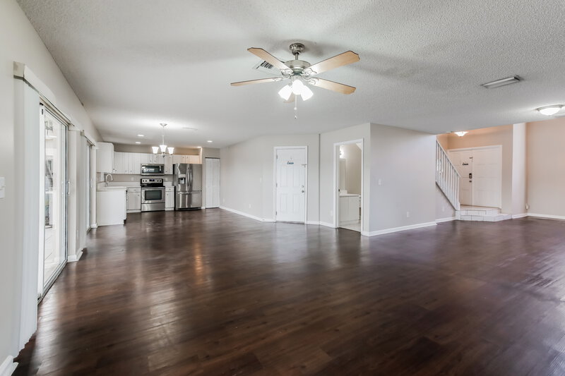3,560/Mo, 5422 NW 42nd Way Coconut Creek, FL 33073 Kitchen View