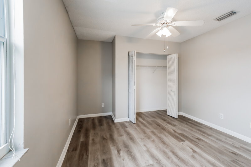 3,560/Mo, 5422 NW 42nd Way Coconut Creek, FL 33073 Bedroom View 2