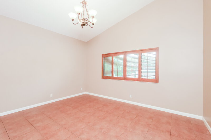 2,915/Mo, 575 NW 38th Ave Deerfield Beach, FL 33442 Main Bedroom View