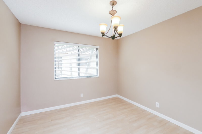 2,915/Mo, 575 NW 38th Ave Deerfield Beach, FL 33442 Bedroom View