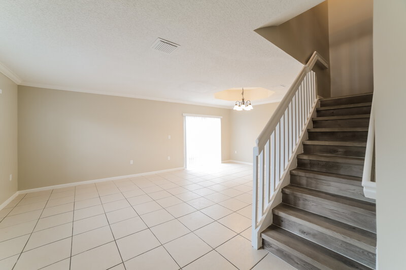 3,350/Mo, 8780 SW 214th Ter Cutler Bay, FL 33189 Living Room View