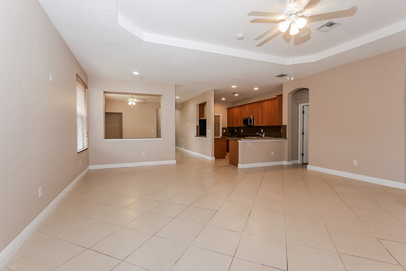 3,930/Mo, 4312 N Magnolia Cir Delray Beach, FL 33445 Living Room View 2