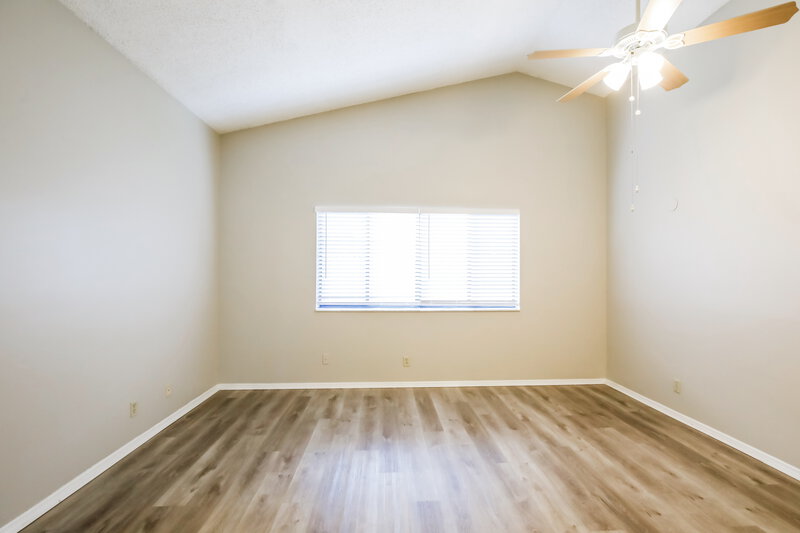 3,000/Mo, 563 NW 38th Ave Deerfield Beach, FL 33442 Main Bedroom View 2