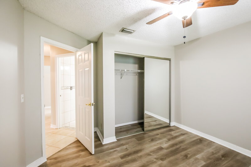 3,000/Mo, 563 NW 38th Ave Deerfield Beach, FL 33442 Bedroom View 2