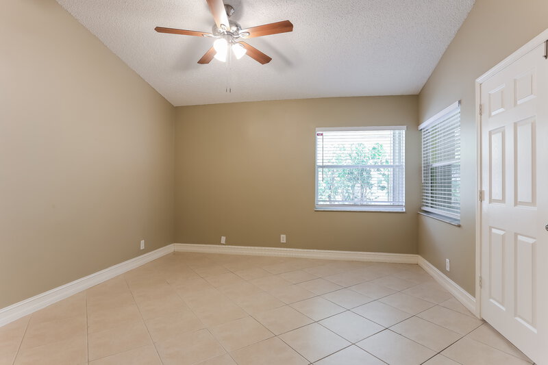 2,995/Mo, 5468 NW 45th Way Coconut Creek, FL 33073 Main Bedroom View 2