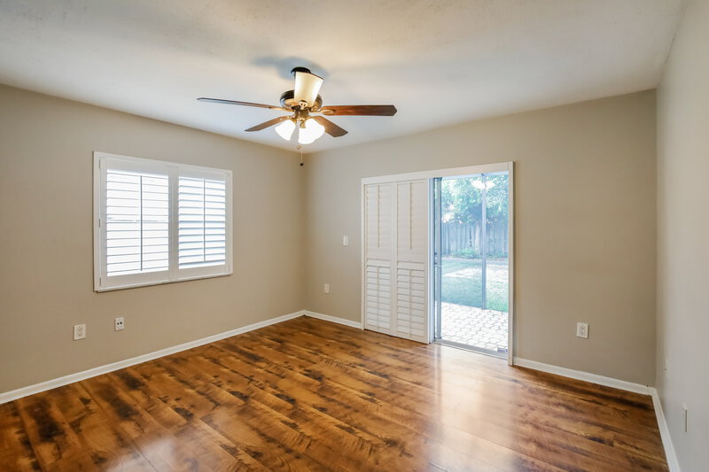 2,560/Mo, 4900 NW 56th St Coconut Creek, FL 33073 Main Bedroom View 2