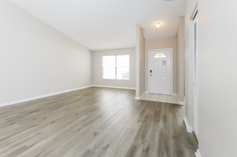 3,030/Mo, 7329 Heathley Dr Lake Worth, FL 33467 Living Room View