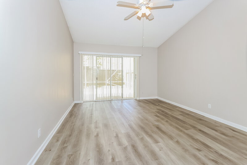 3,030/Mo, 7329 Heathley Dr Lake Worth, FL 33467 Main Bedroom View