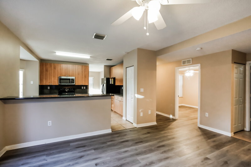 3,215/Mo, 21056 SW 89th Pl Cutler Bay, FL 33189 Family Room View