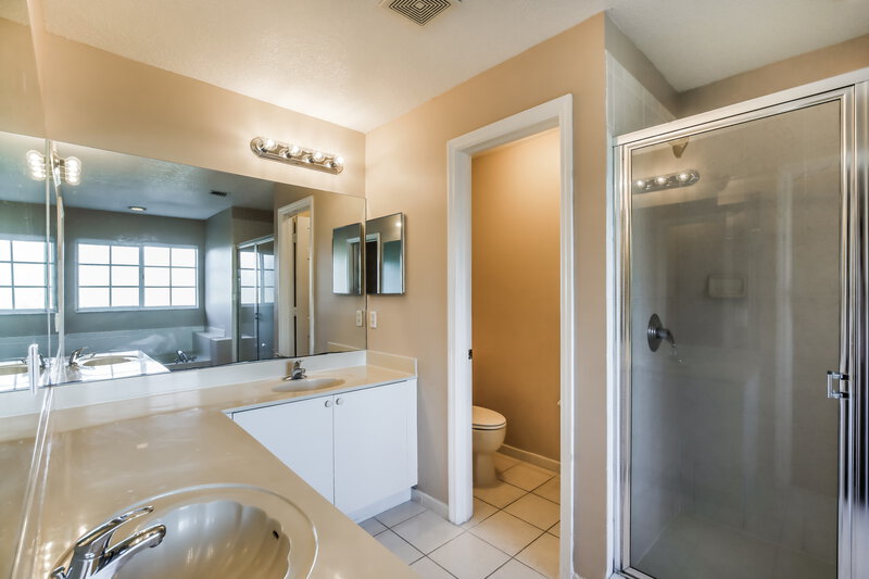 3,215/Mo, 21056 SW 89th Pl Cutler Bay, FL 33189 Main Bathroom View
