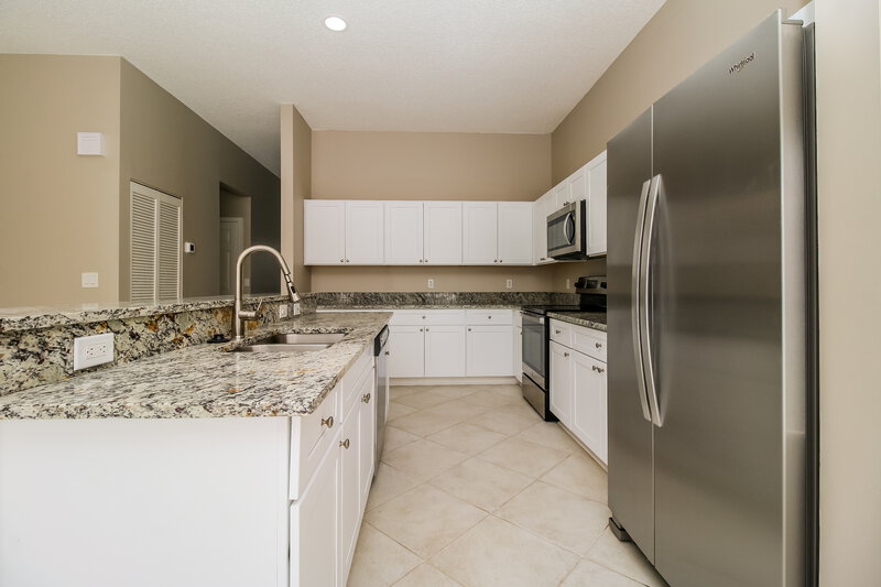 3,250/Mo, 7540 Ridgefield Ln Lake Worth, FL 33467 Kitchen View