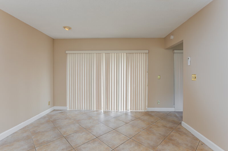 3,335/Mo, 4428 NW 113th Ter Coral Springs, FL 33065 Living Room View 3