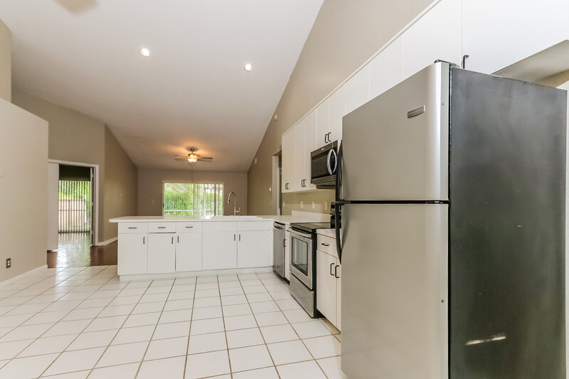 2,865/Mo, 11289 Coral Reef Dr Boca Raton, FL 33498 Kitchen View