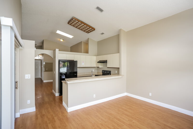 3,700/Mo, 5262 NW 55th Ter Coconut Creek, FL 33073 Floorplan View 3